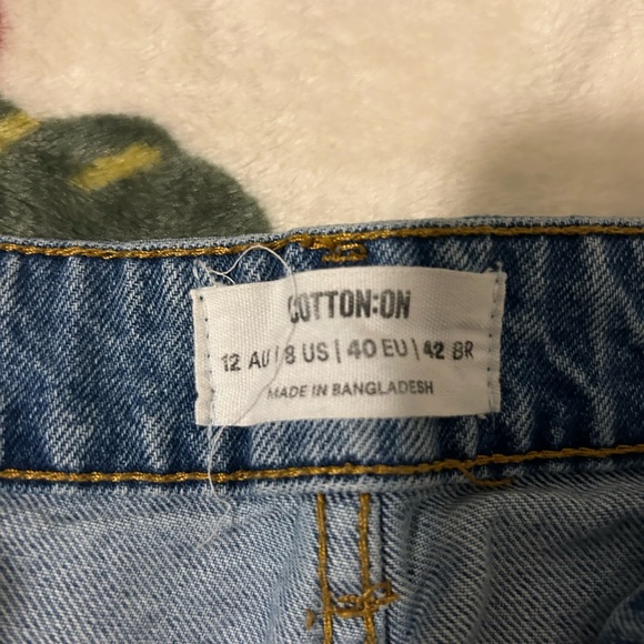 Cotton On Mom Jeans - Picture 3 of 7